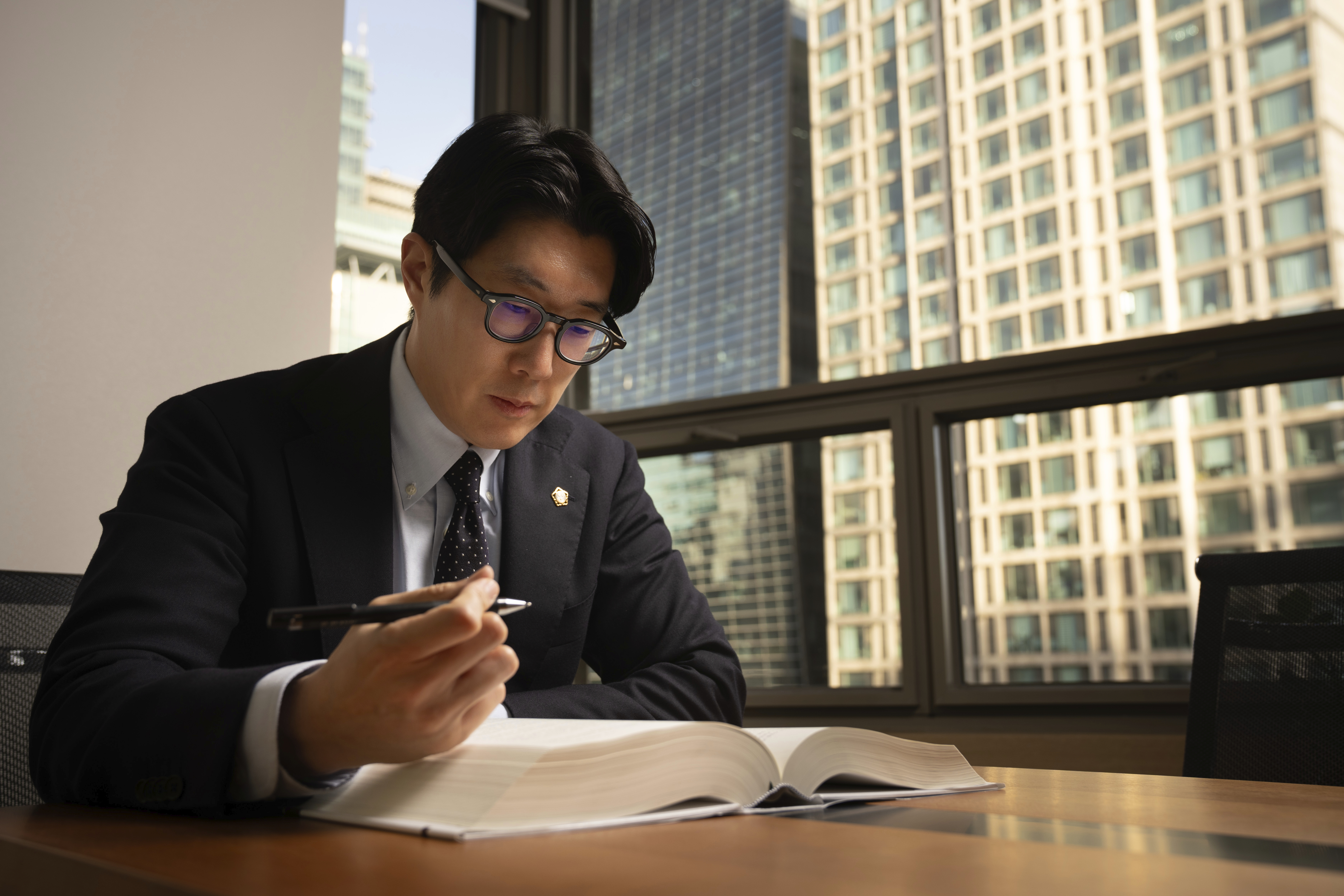 상간소송 피고 대응의 시작, 논리적인 ‘답변서’ 제출이 위자료 결정